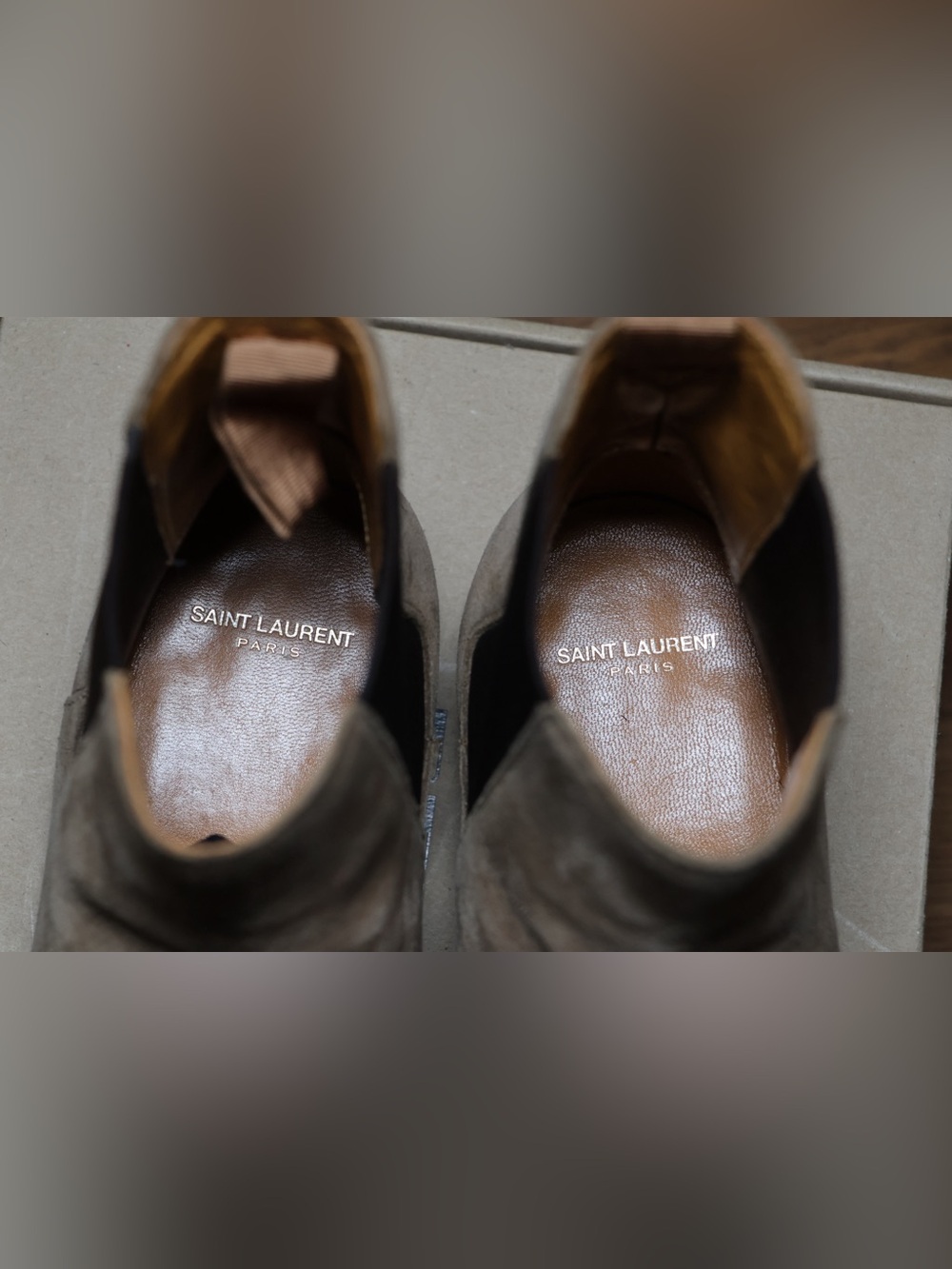 Saint Laurent Wyatt 30 Suede Chelsea Boots - Picture 7 of 9